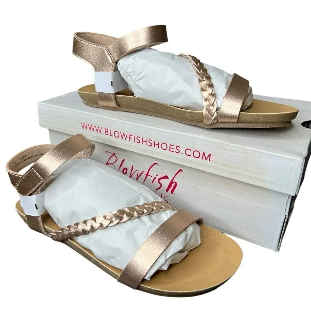 NEW Blowfish Malibu Kids Girls Goya-K Pearl Rose Gold Flat Sandal 3
